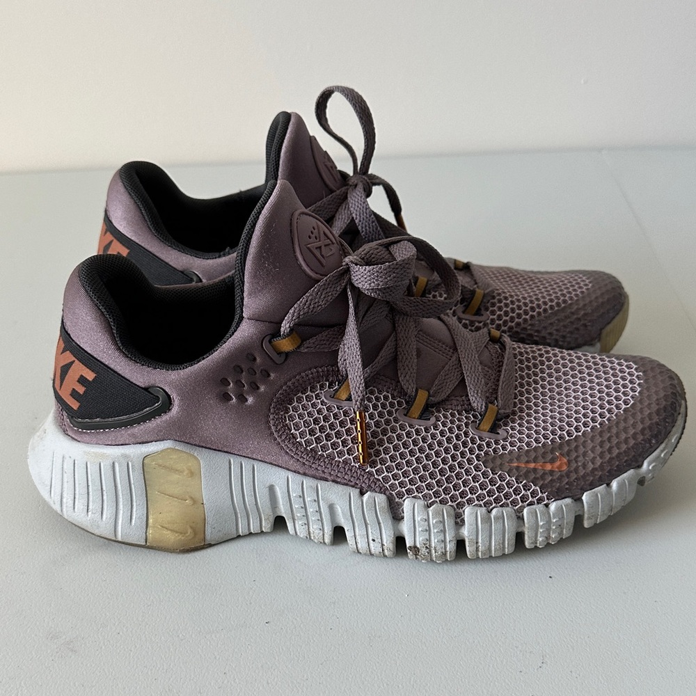 Nike Metcons Plum and Silver Running lifting gym workout Shoes - Picture 3 of 7